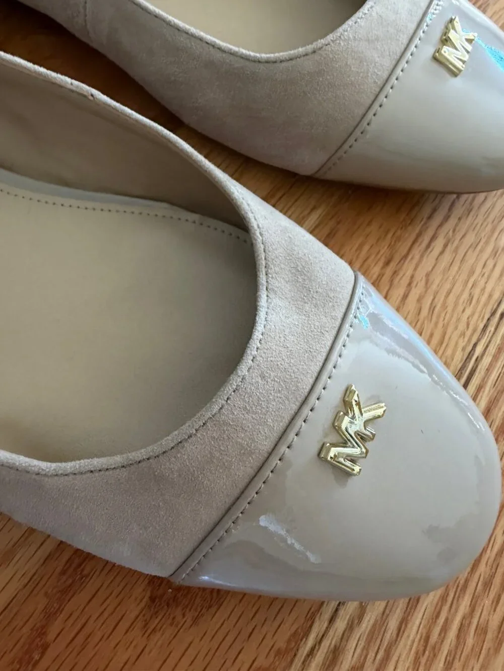 Michael Kors ballet flats NEW size 8.5 flats Bisque
